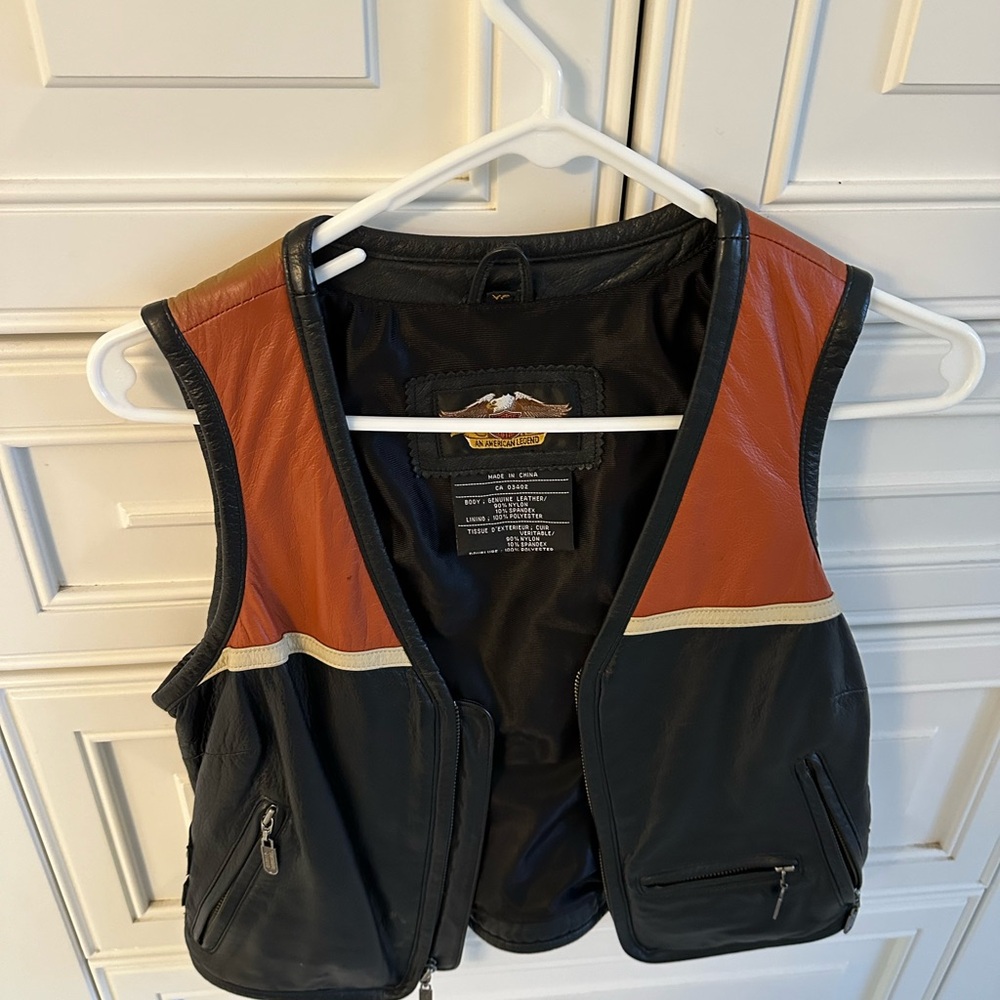 Harley Davison woman XS leather vest